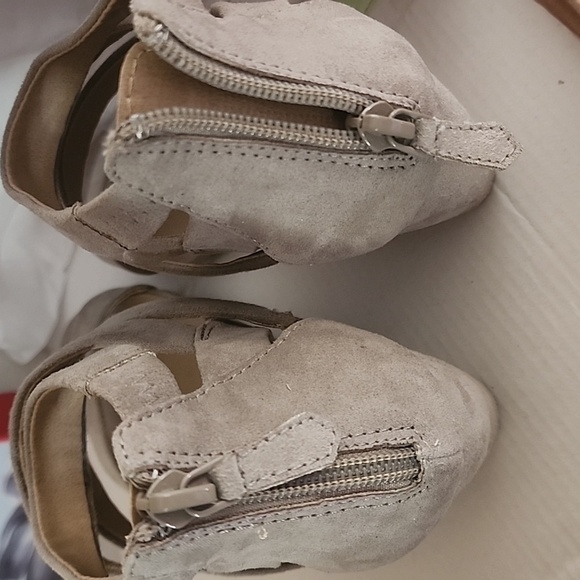 American Rag Beige Suede Sandals - Picture 2 of 6
